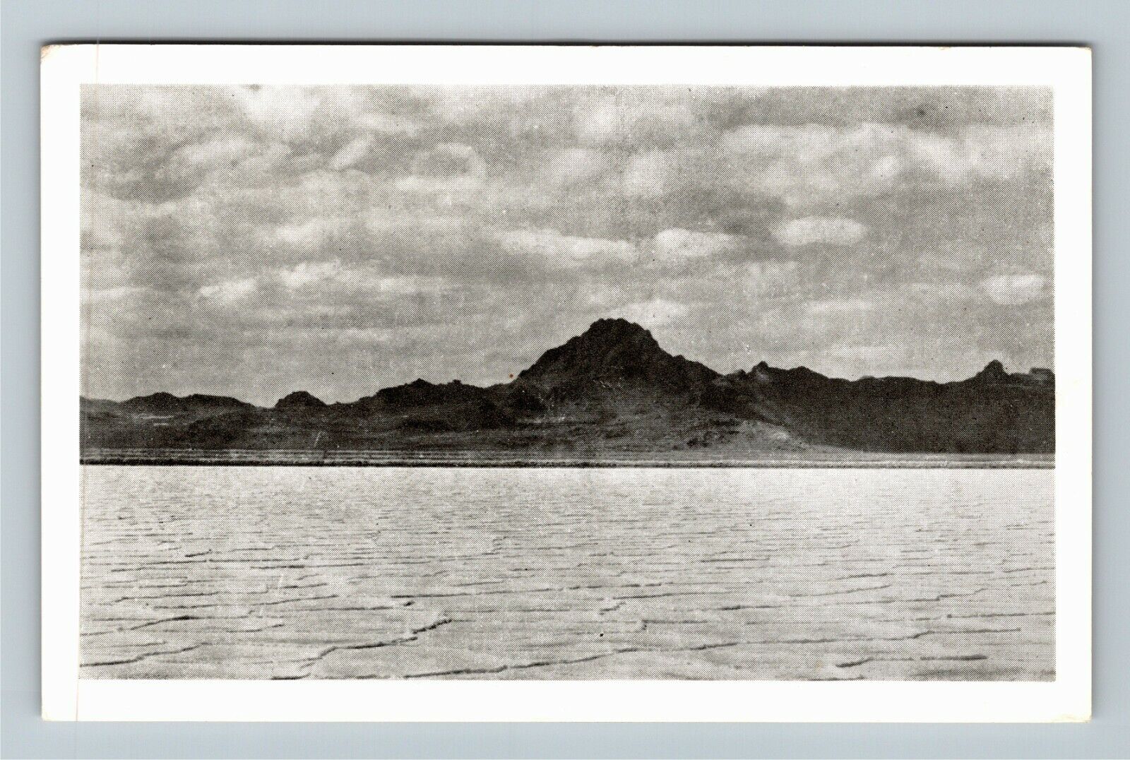 Salduro UT-Utah, Bonneville Salt Beds, Vintage Postcard