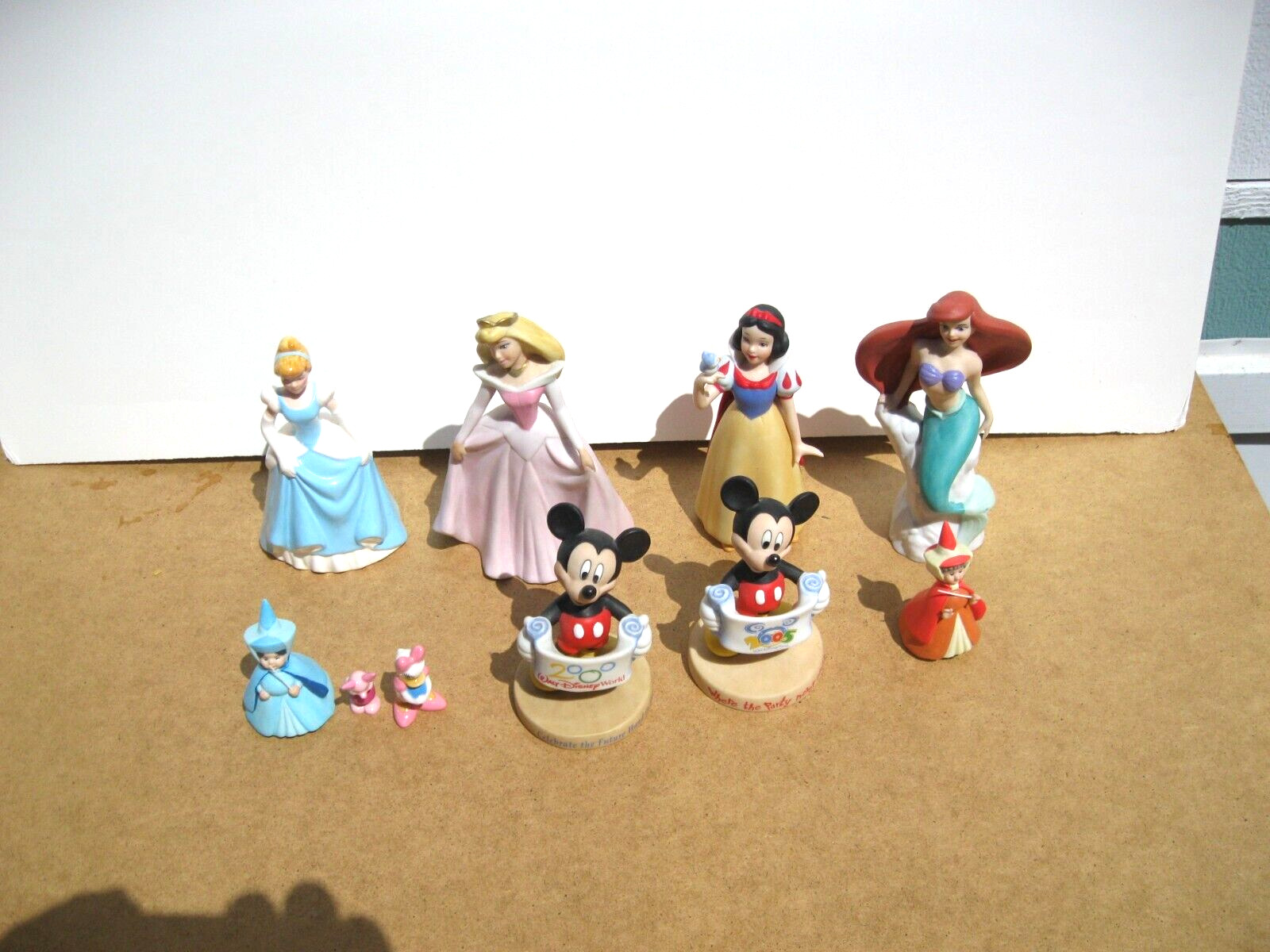 Walt Disney Mixed Lot 9 Ceramic Figures