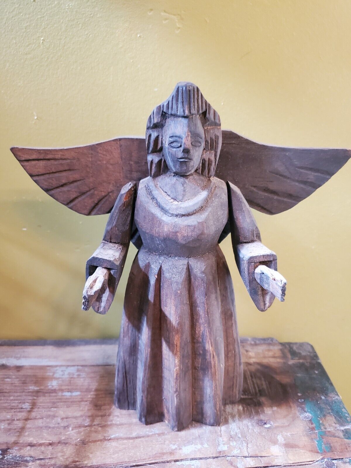 Vintage Carved Guatemalan Wood Angel Religious Santos 