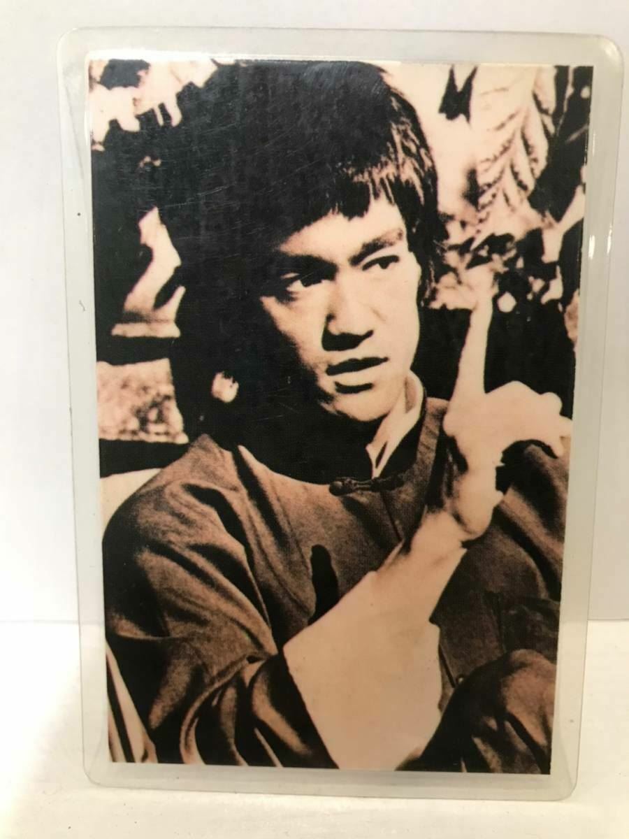 Bruce Lee / Vintage / 1981/1982 / Laminated Card / 5.8cm x 9cm