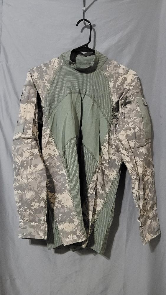 USGI ACU Massif Small Digital Camo Army Combat Shirt Flame Resistant ACS #29g