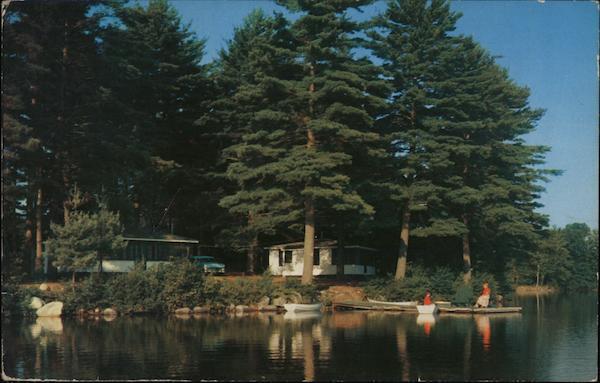 1964 Wolfeboro,NH A Lake Side Resort,Rust Pond Cottages Carroll County Postcard