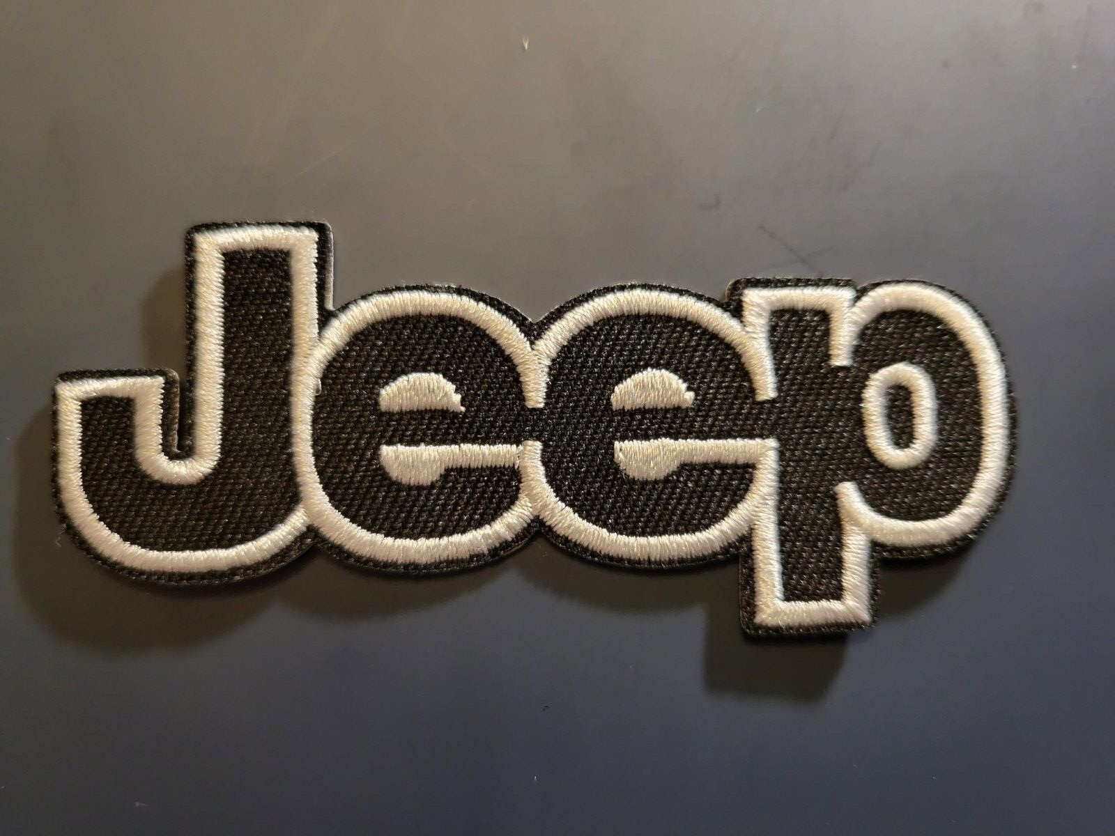 JEEP VINTAGE LOOK LOGO IRON ON EMBROIDERED PATCH 3.25\