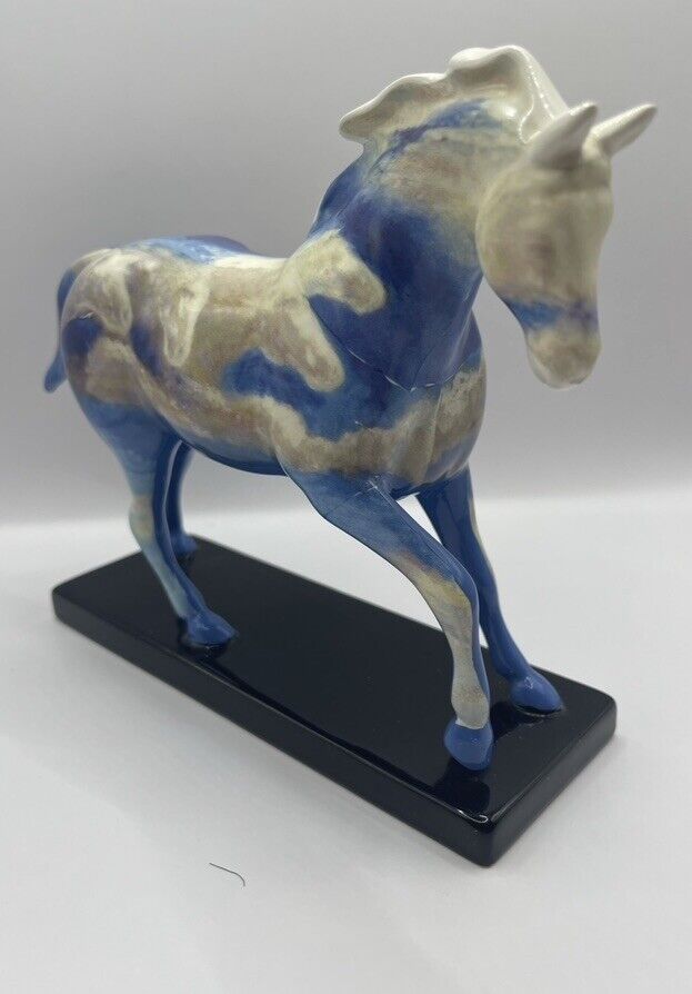 The Trail of Painted Ponies 2004- “HEAVENLY PONY” #1594 3E/0123