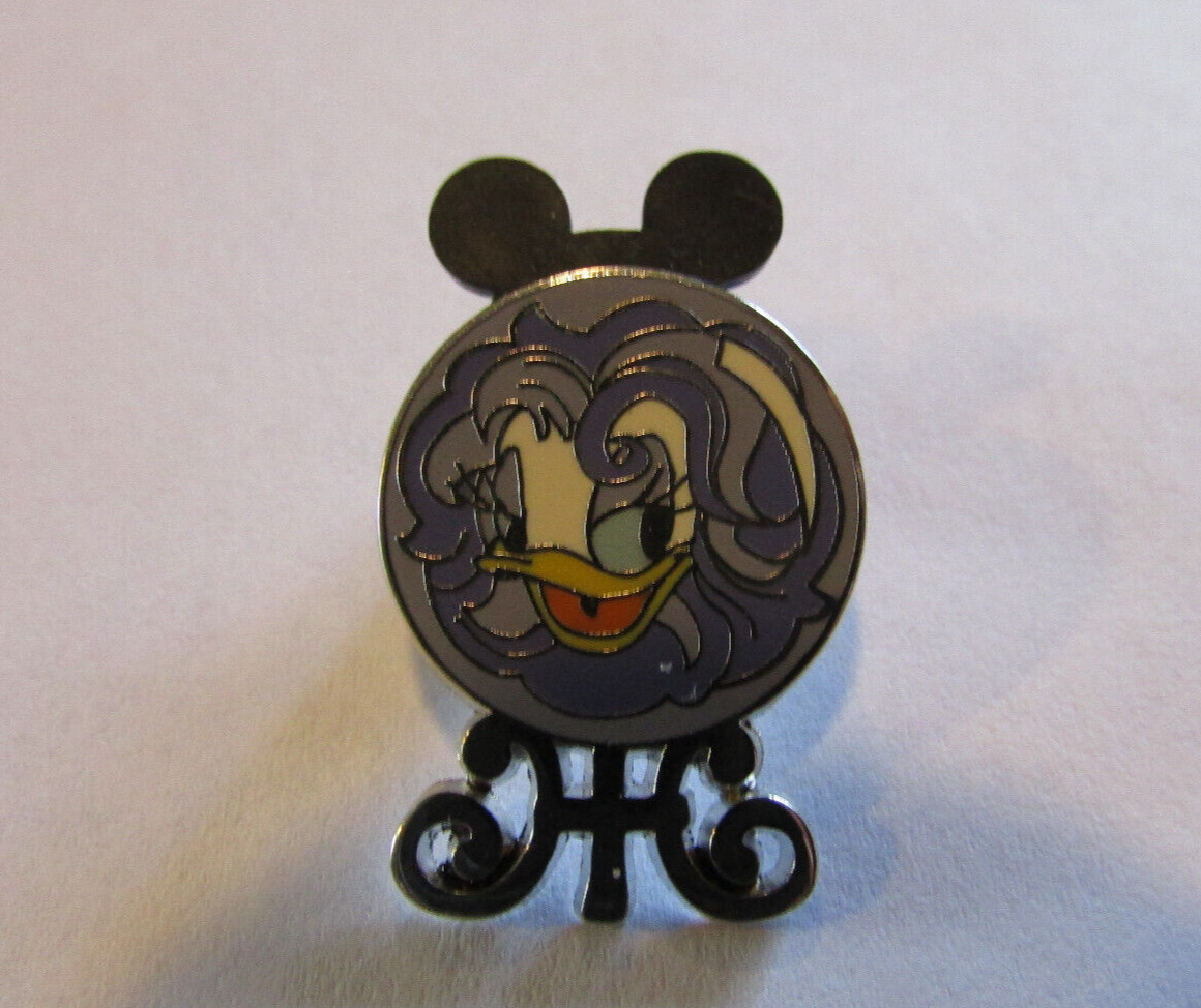 Dinsey pin Daisy as Madame Leota crystal ball Haunted Mansion 2009