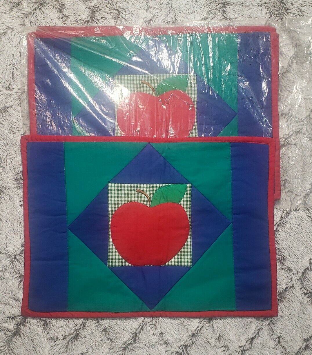 VTG 1994 Apple Placemats Set Of 4