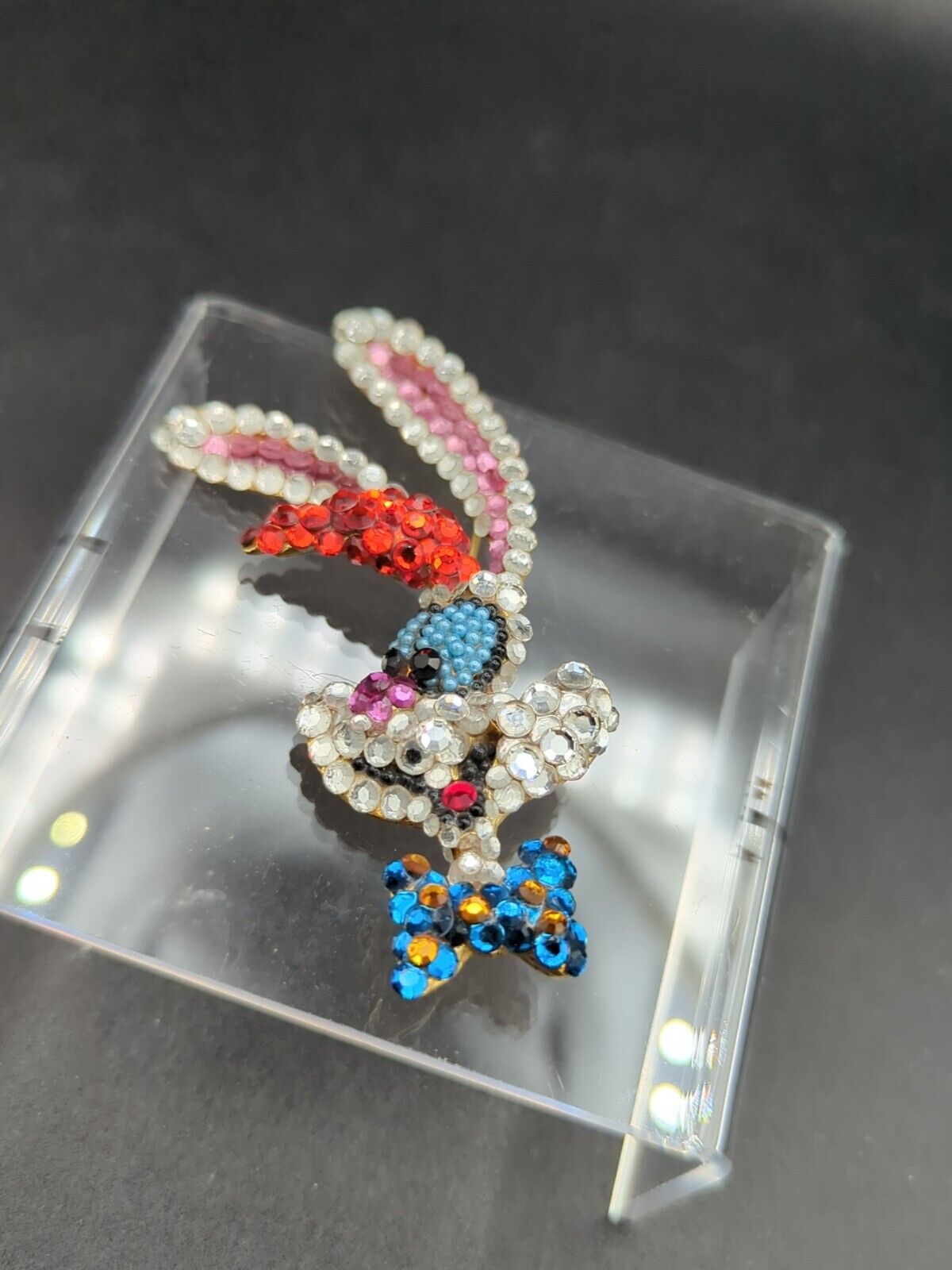 1987 Wendy Gell Roger Rabbit Swarovski Crystals Jeweled Head Brooch