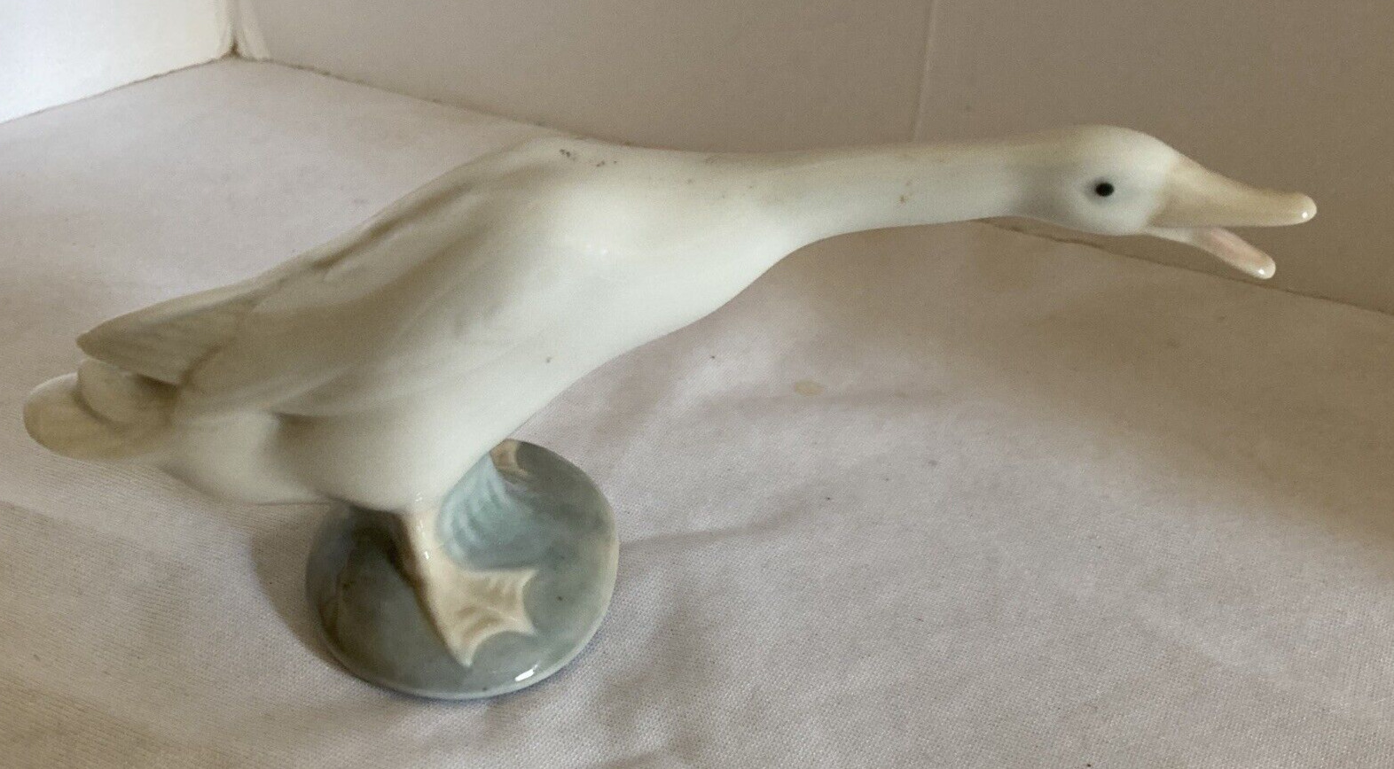 Vintage Lladro Honking Open Beak Long Neck Goose Porcelain Figurine