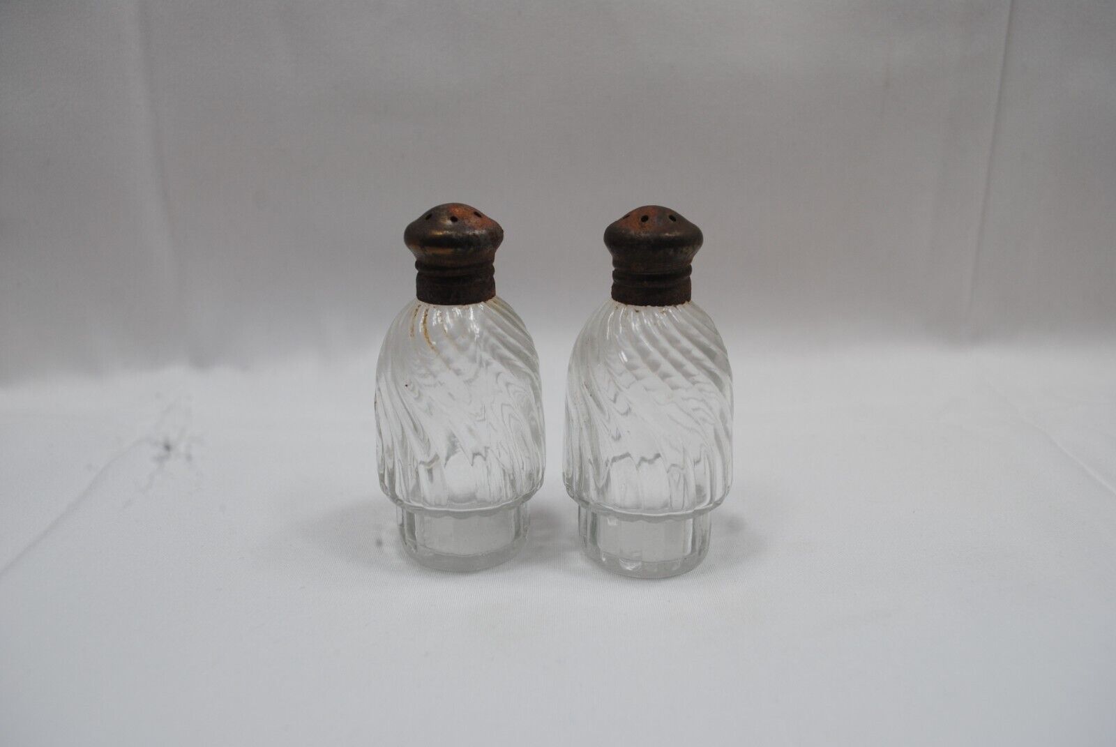 Salt & Pepper Shakers - Swirl Art Deco Crystal/Glass with Metal Lids- - Set of 2