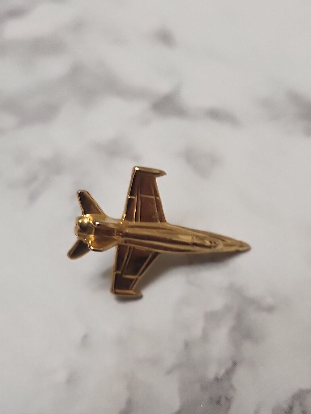 Vintage  F-16 Fighter Jet Aircraft Pin Lapel Collectible Hat Pin Tie Tack