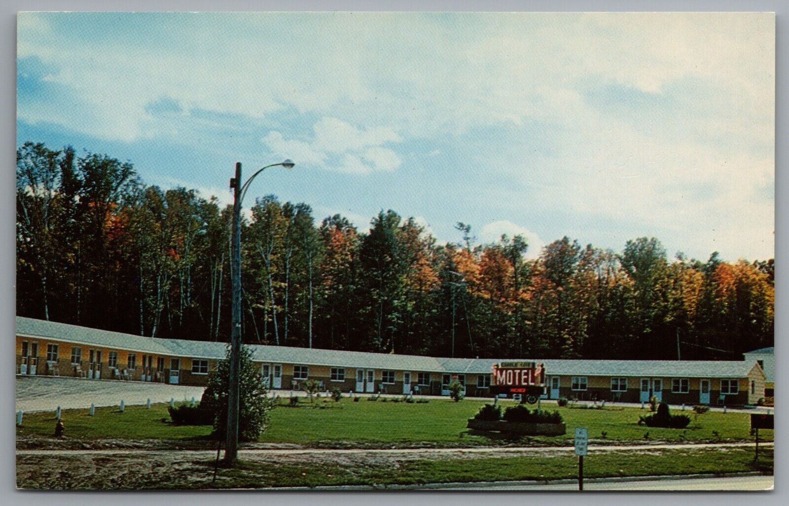 Powers MI Candlelite Motel c1961 US Hwy 2 Roadside Chrome Postcard