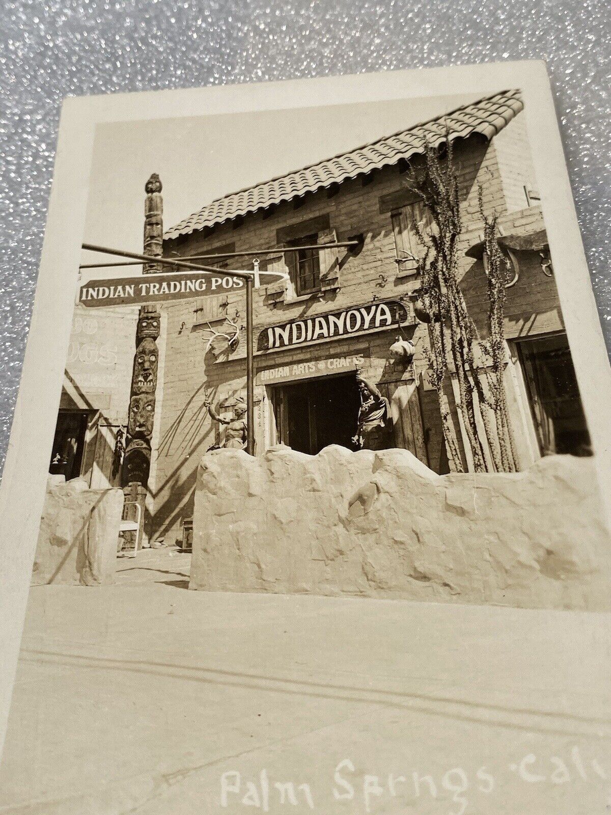 vtg 1940’s Indian Trading Post Palm Springs California Totem Pole RPPC Postcard