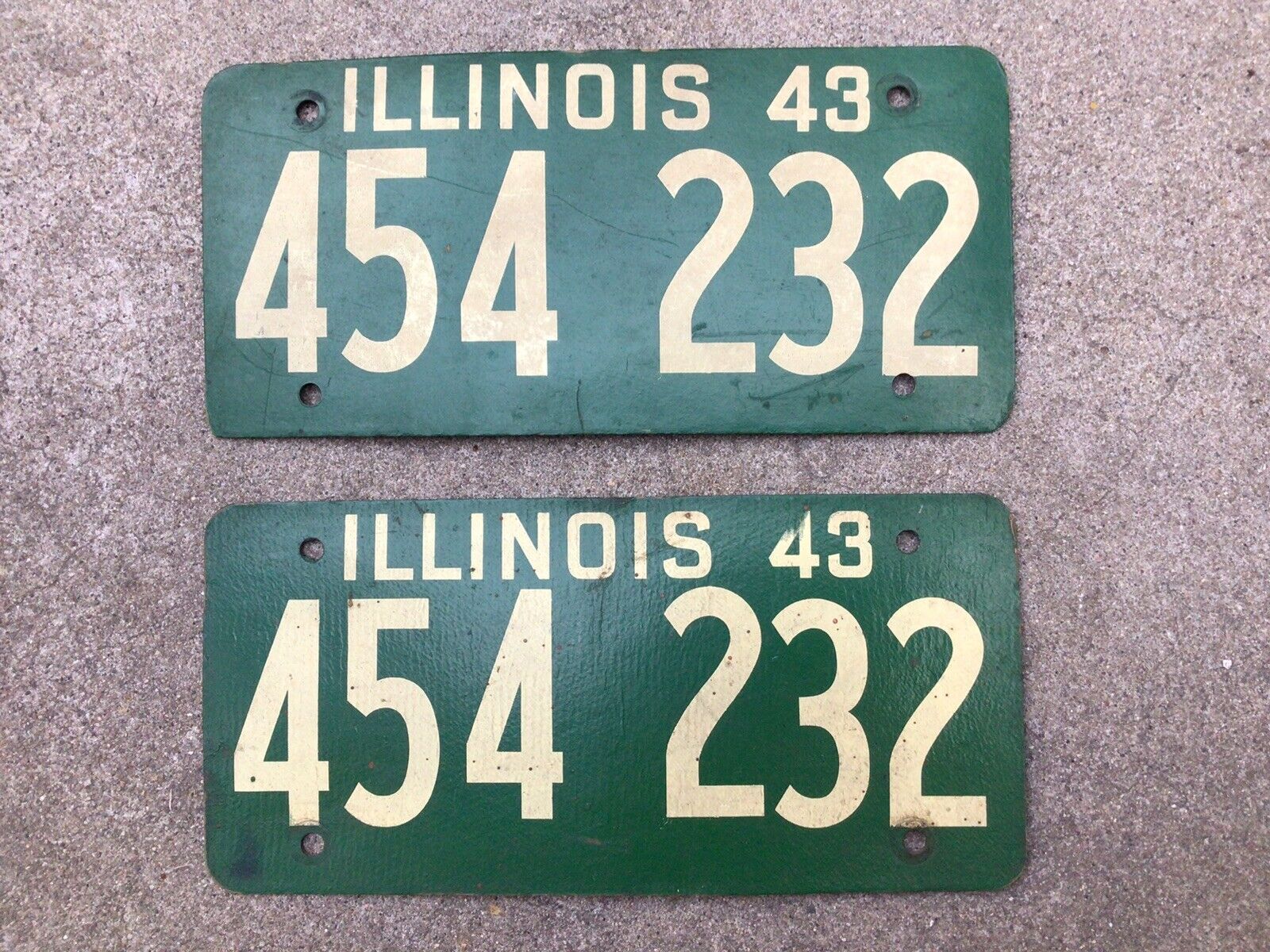 (2) - MATCHING PAIR - 1943 - ILLINOIS - LICENSE PLATES - SOYBEAN