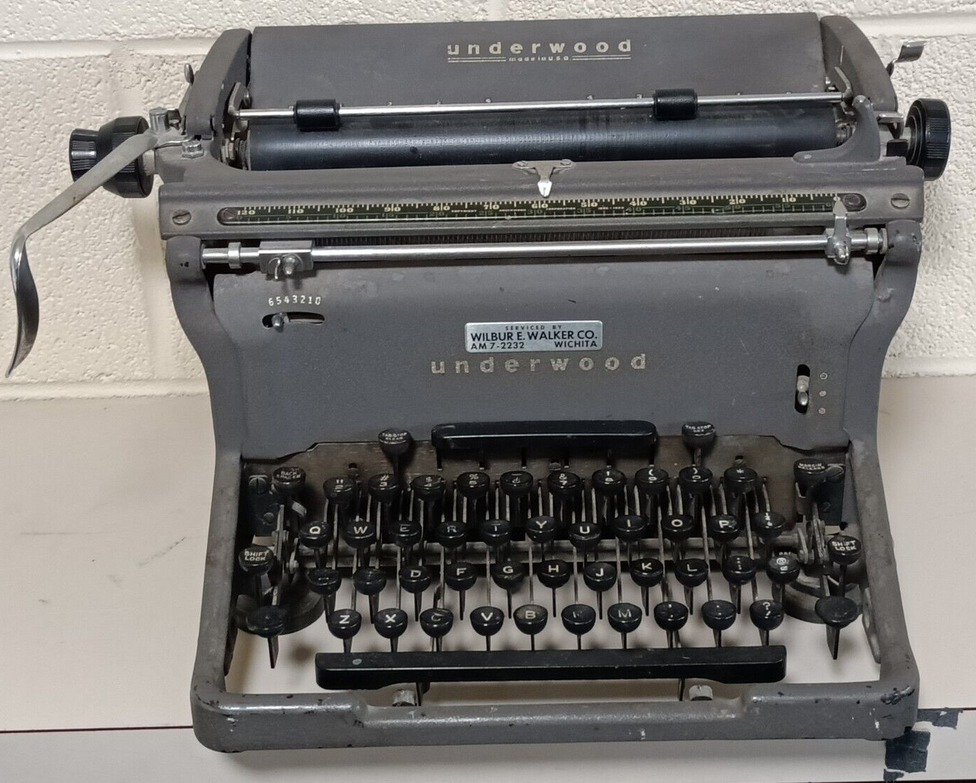 Underwood Manual Typewriter Vintage 1950's