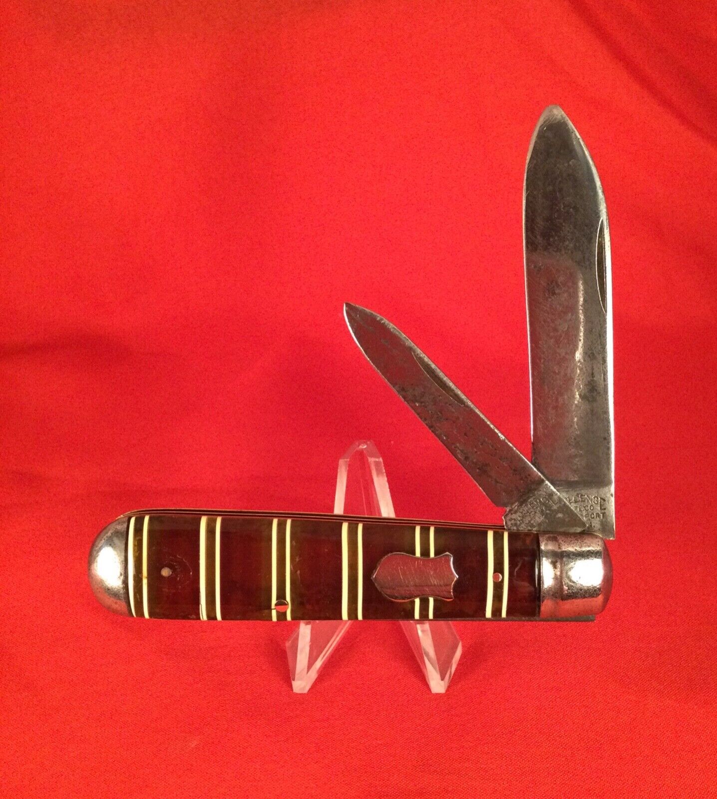 Vintage Challenge cut co candy stripe pocket knife 1905-28 super rare antique.