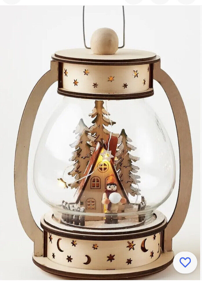 180 Degrés Hanging Lantern Night Before Christmas Alpine Village Lighted Scene