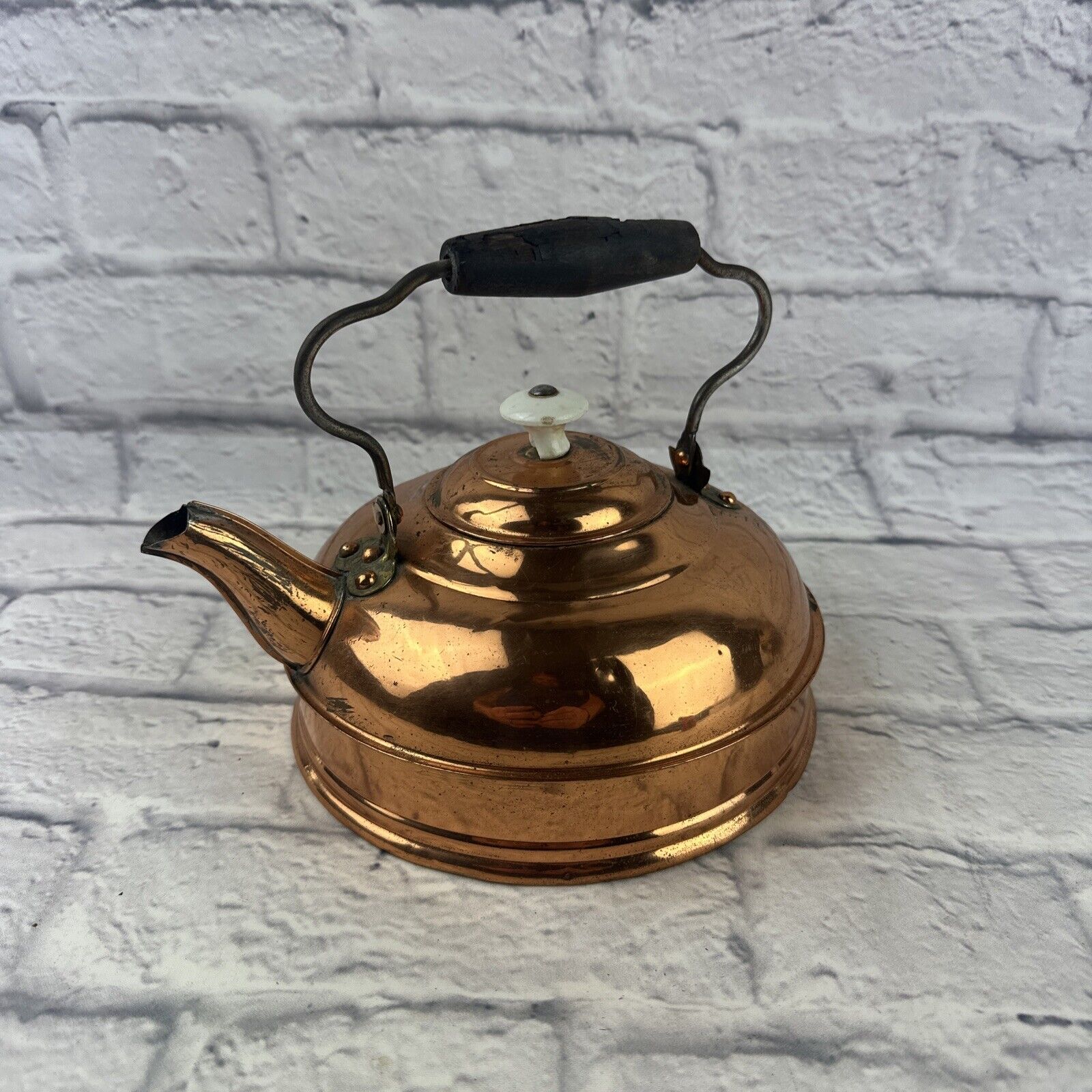 Vintage Rome Copper Tea Pot. Please Read Description For More Details