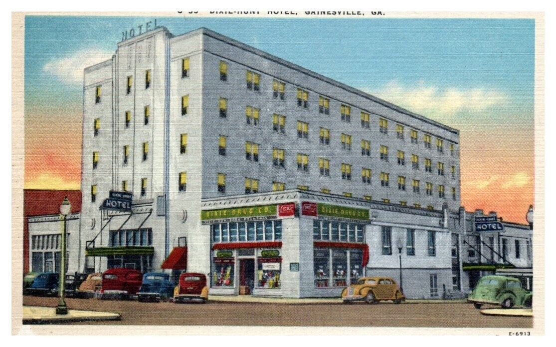 DIXIE-HUNT HOTEL Gainesville, GA linen - Postcard