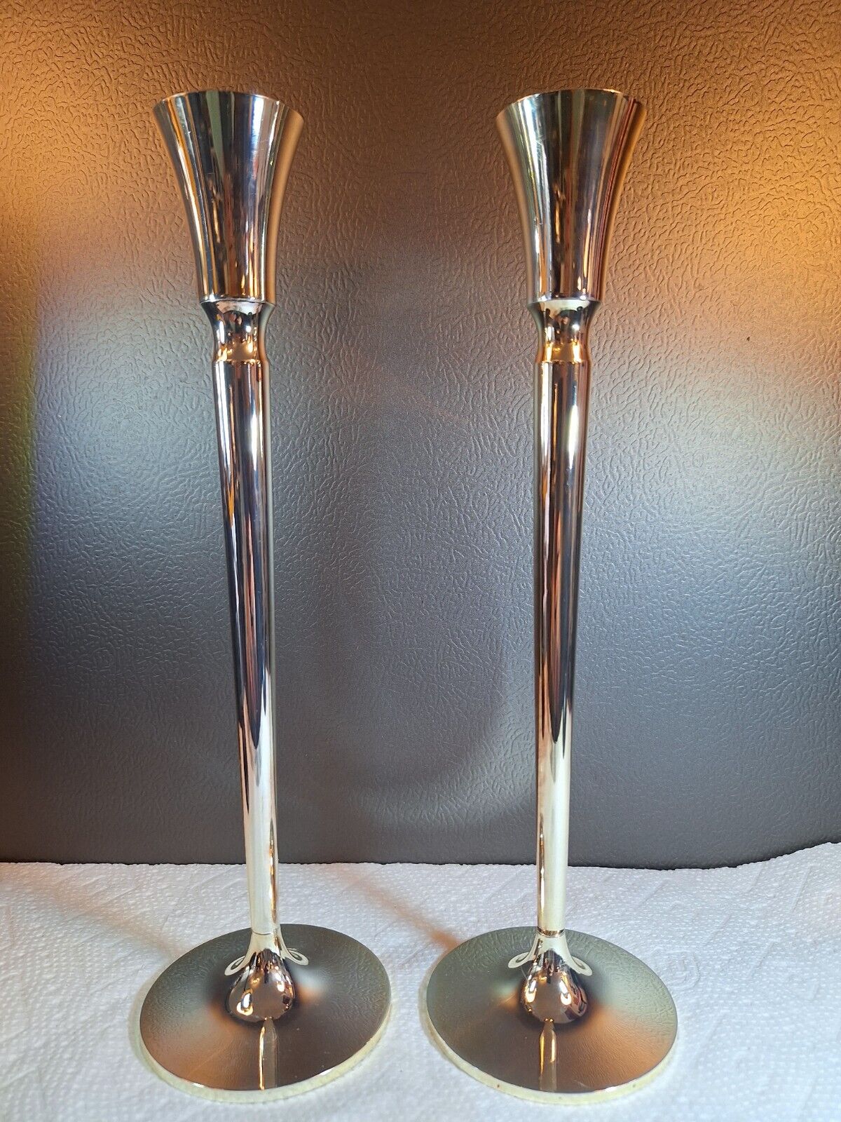 Lunt Silverplated Candle Holder Pair 12\