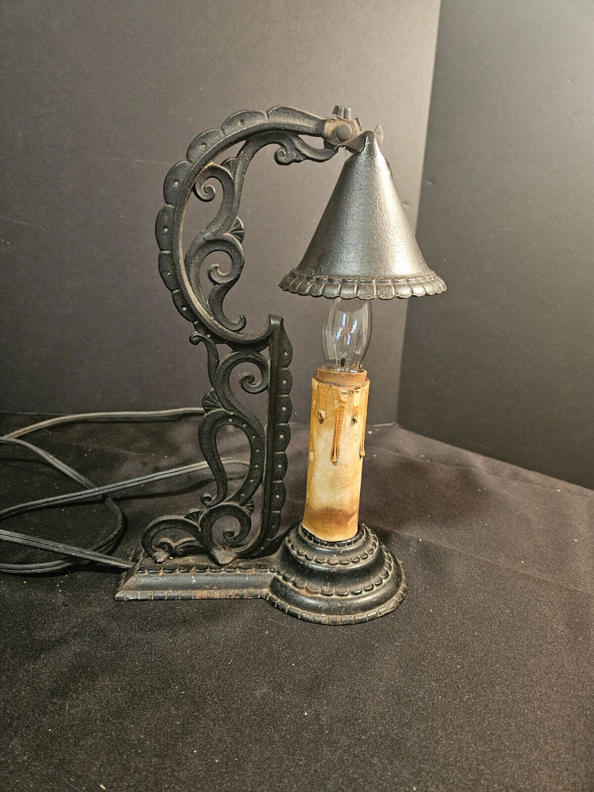 1920s Vintage ARTS CRAFTS MISSION Table Lamp Cast Iron Hanging Smoke Bell Shade
