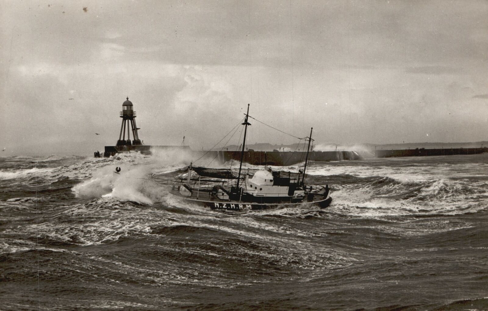 Vintage Postcard 1910s Motor Lifeboat Motorreddingboot Neeltje Jacoba NZHRM Ship