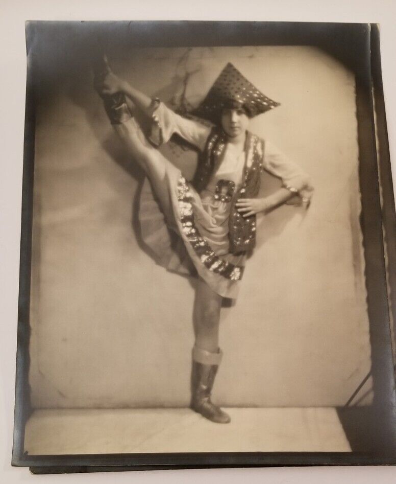 Vintage 6 Pcs 8x10 Photo Attractive Spunky Girl 1920s