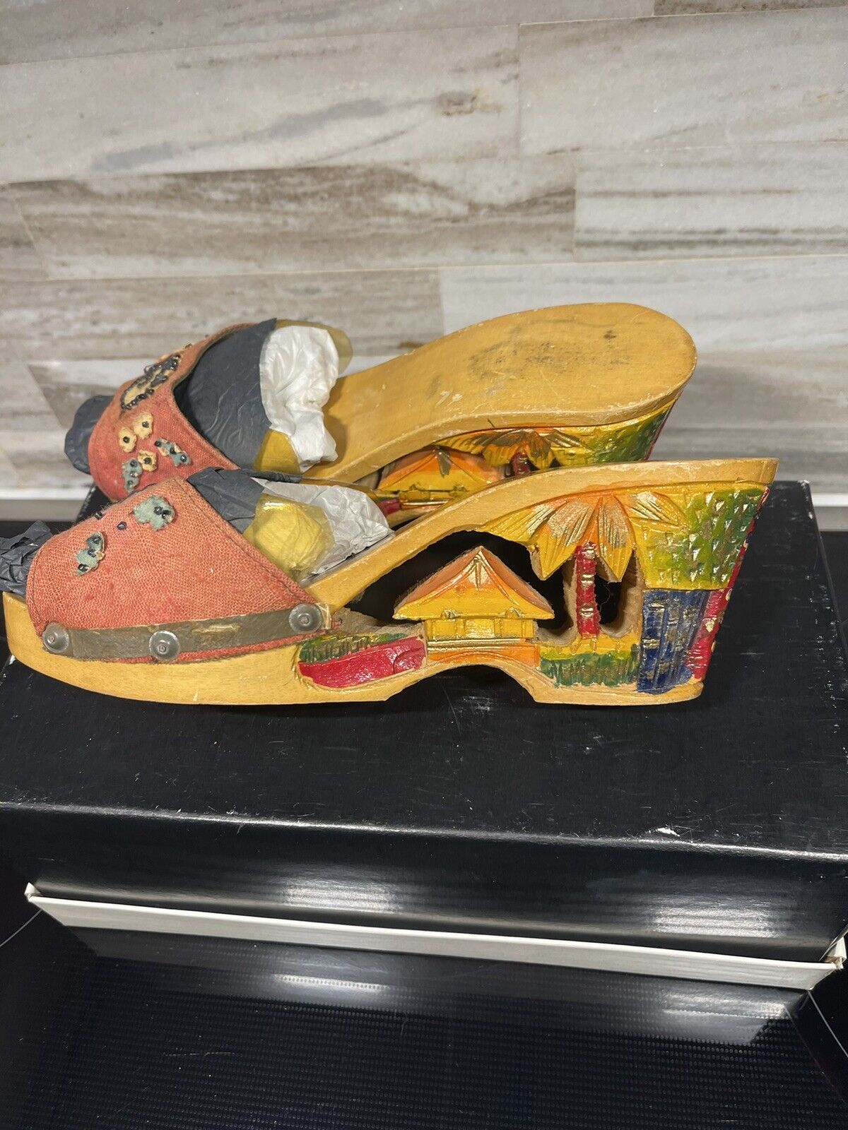 Vintage Japanese Wooden Geta Clogs Shoes Hand Painted Very Ornate Very Rare 