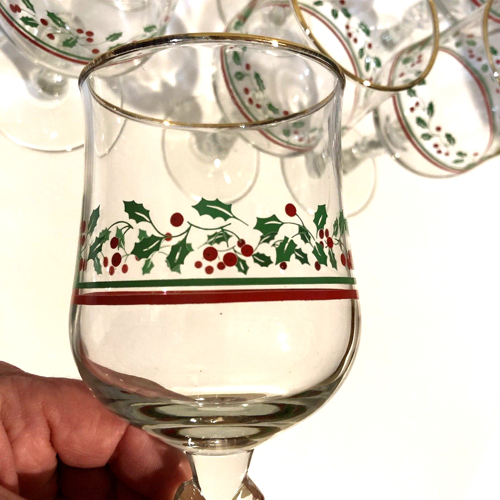 Arby\'s Libby Holly Berries Set Of 4 Christmas Collection Bow Stemmed Wine Glasse