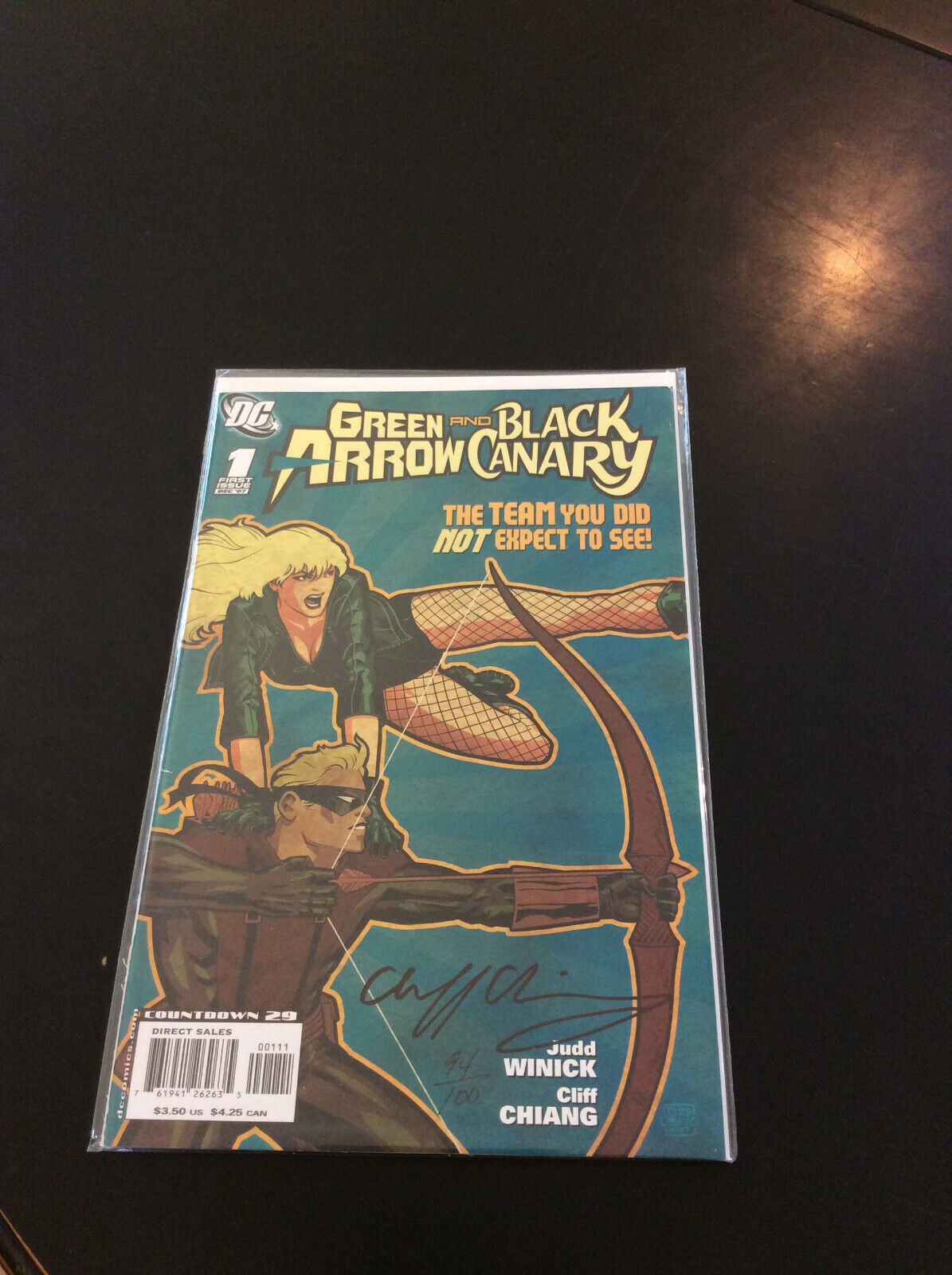 Green Arrow/Black Canary #1 Signed by Cliff Chiang-Sealed w/COA 94/100