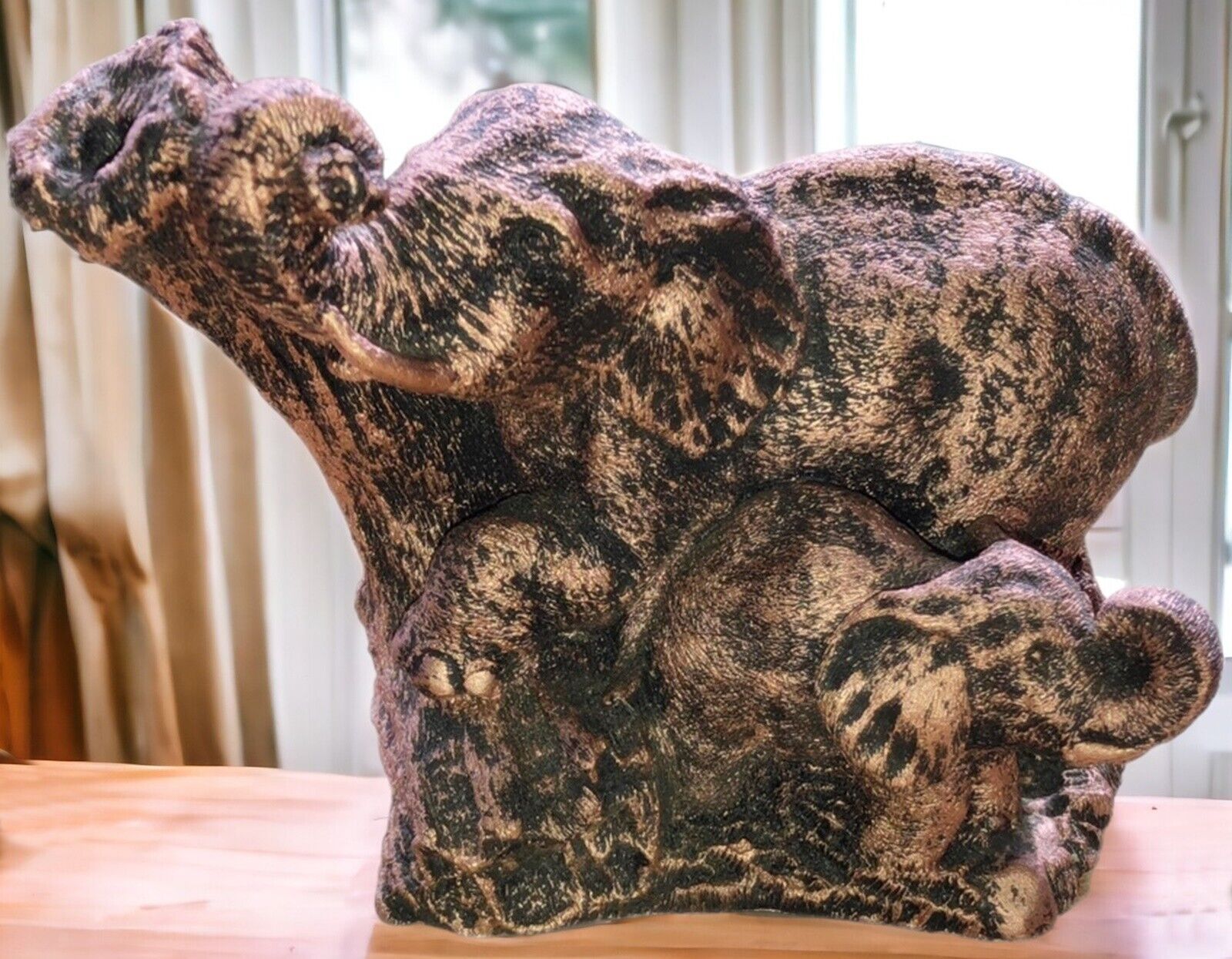 1.5 lb. Elephant Figurine Sculpture 1.5 lb Plaster/Polystone ?