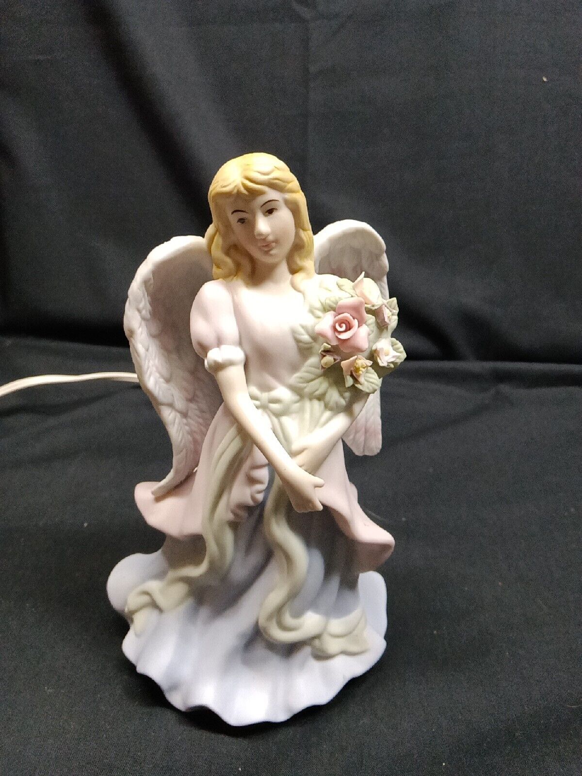 Avon Gift Collection Porcelain Angel Light 