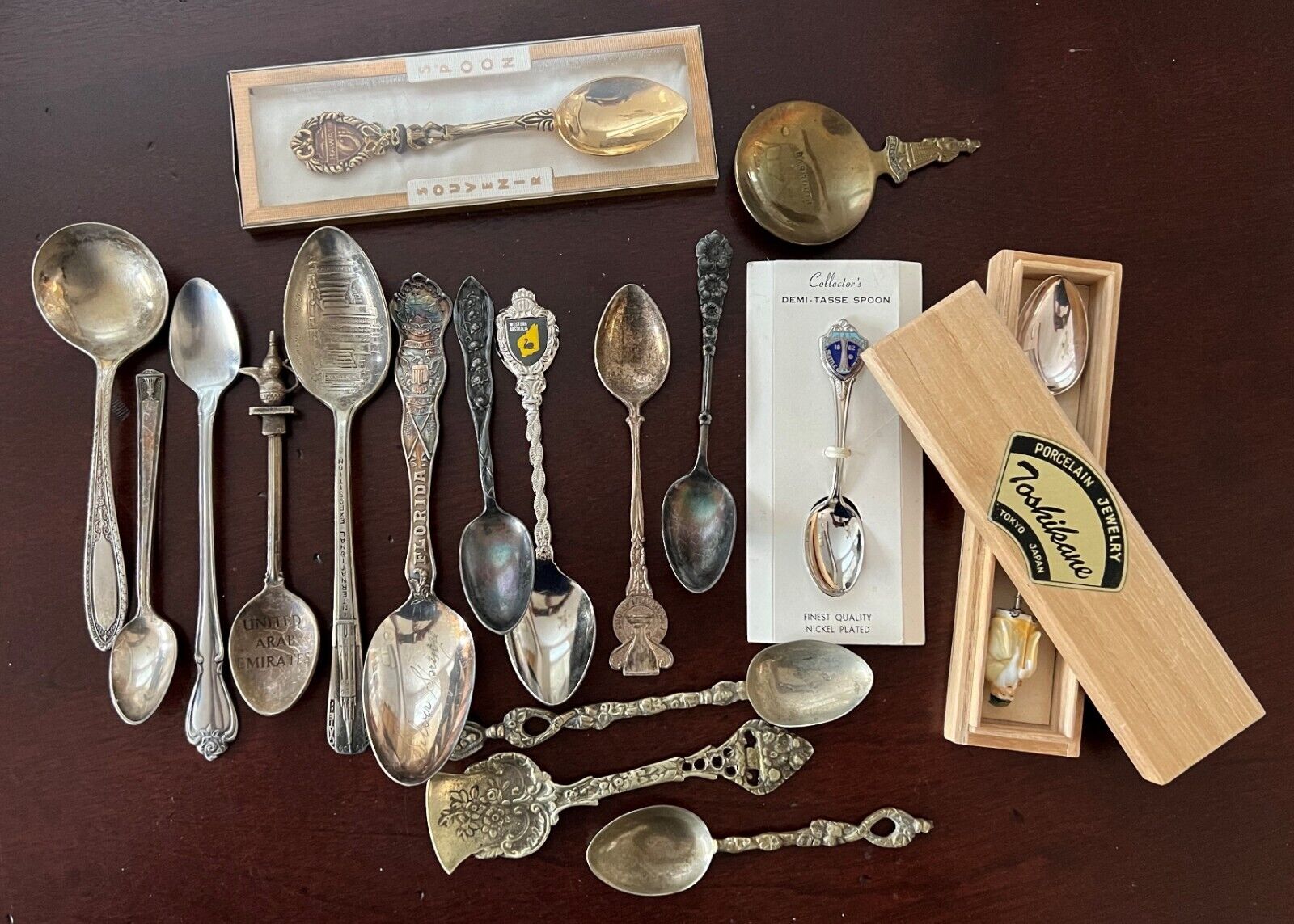 Vintage Collectible Spoon Lot - 17 Old Spoons