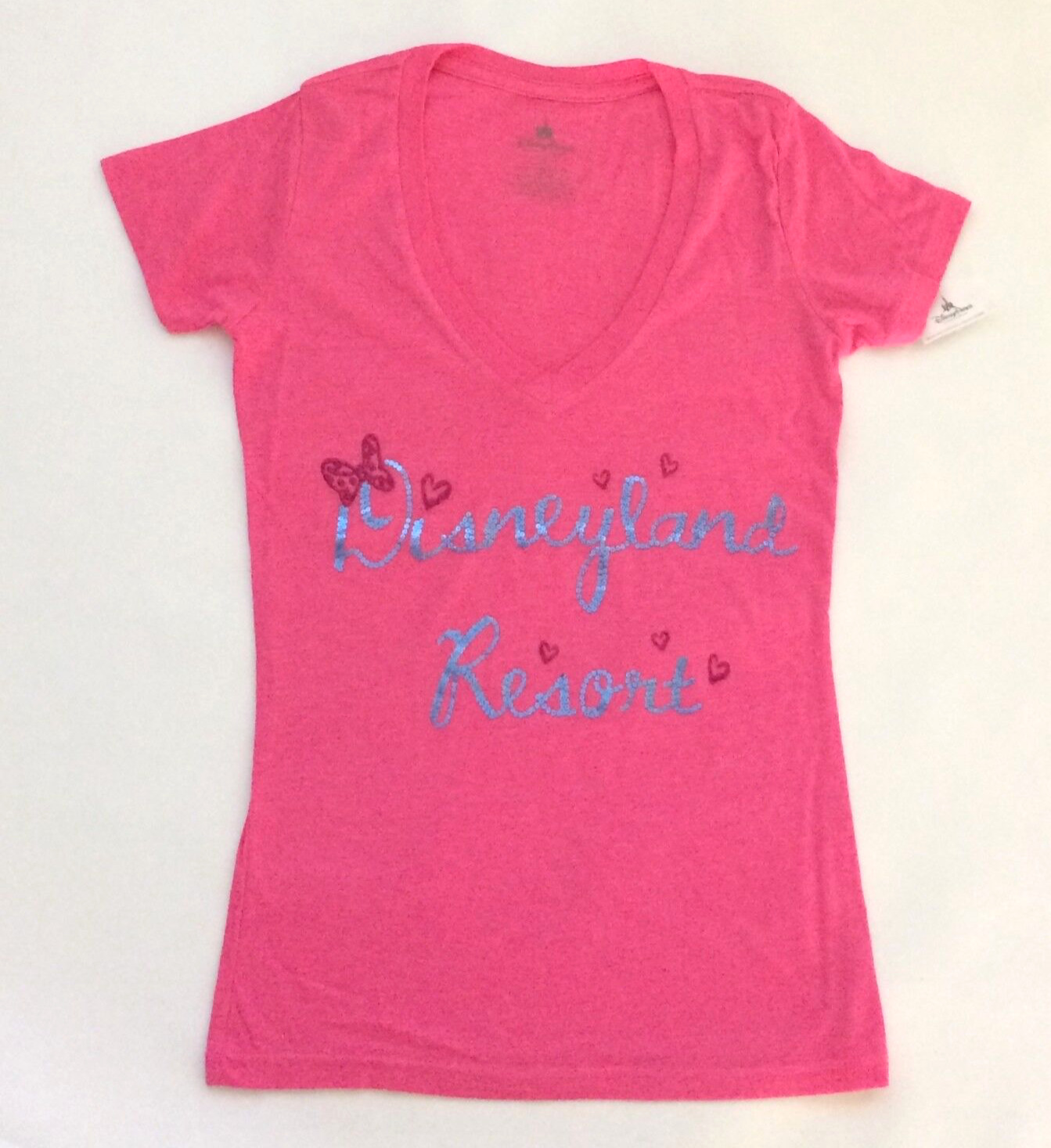 BNWT Disneyland Resort Women\'s V-neck t-shirt Sz L Pink Minnie Bow