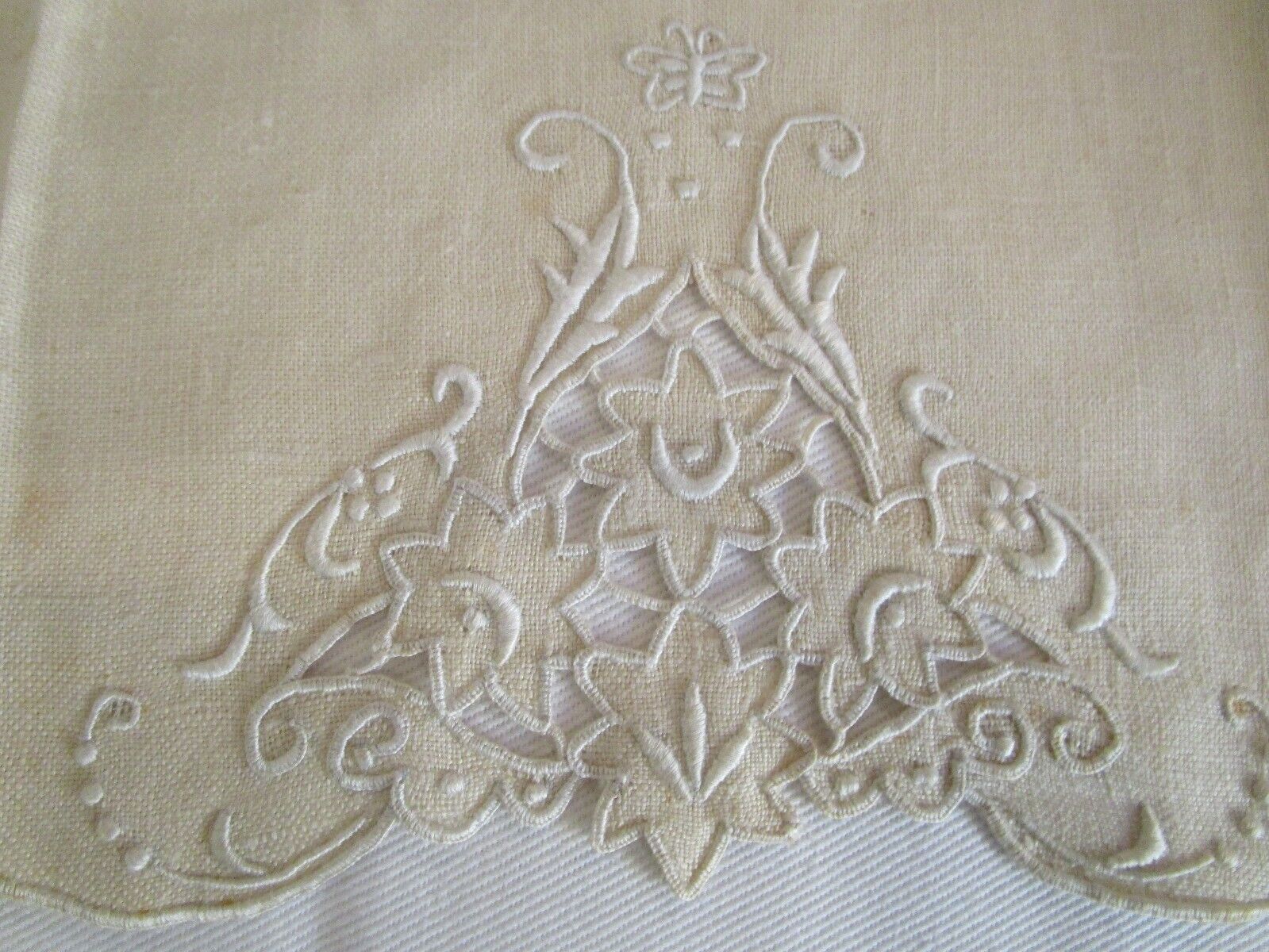 Vitg Madeir Beige Linen Embroidered Tea Towel Kitchen Hand Fingertip unused