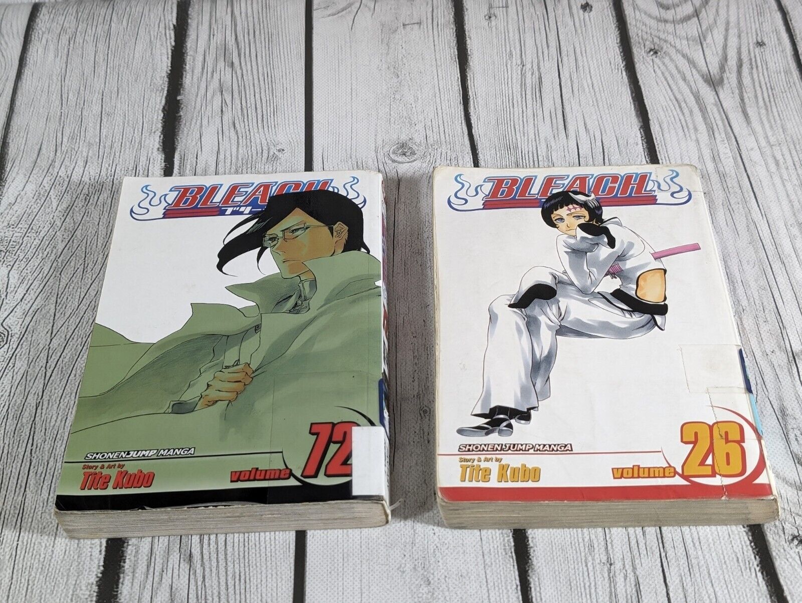 Lot of 2 Bleach Manga Volumes 26 & 72  Viz Media English Shonen Jump Tite Kubo