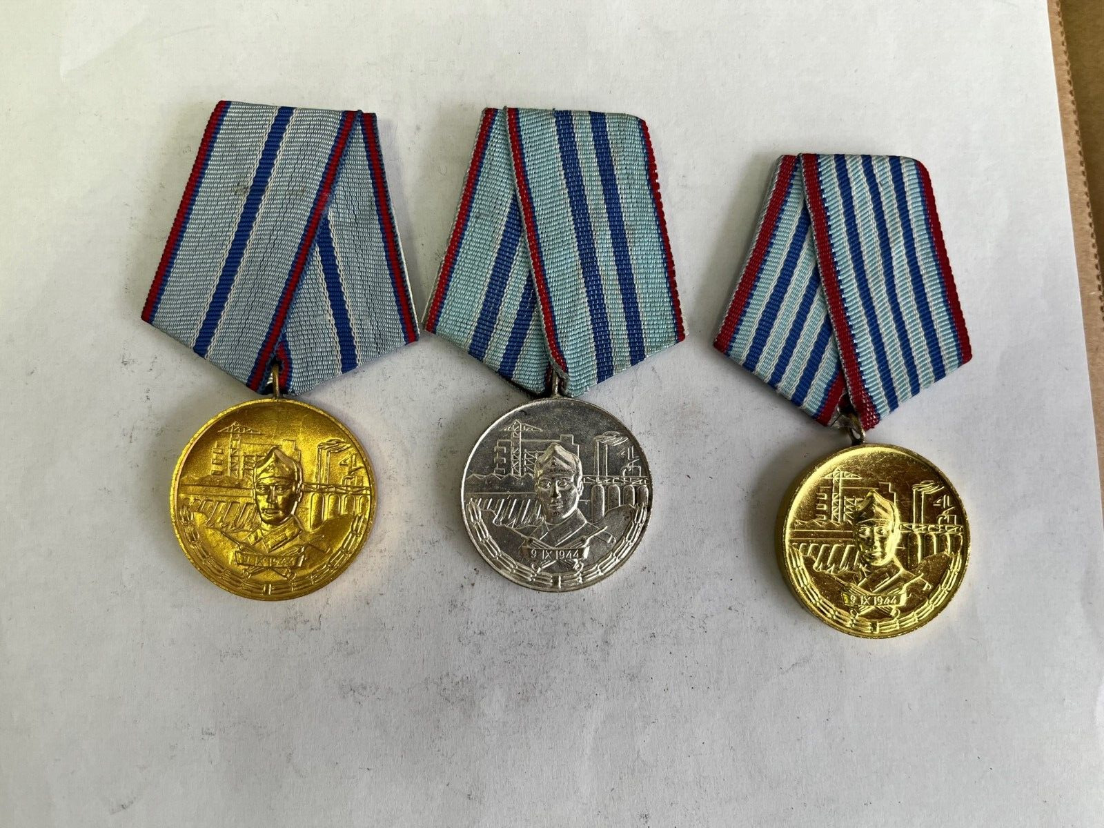 BULGARIA COMMUNIST 3 MEDALS 10,15, 20 YEARS SERVICE IN MILITARY BUILDING TROOPS