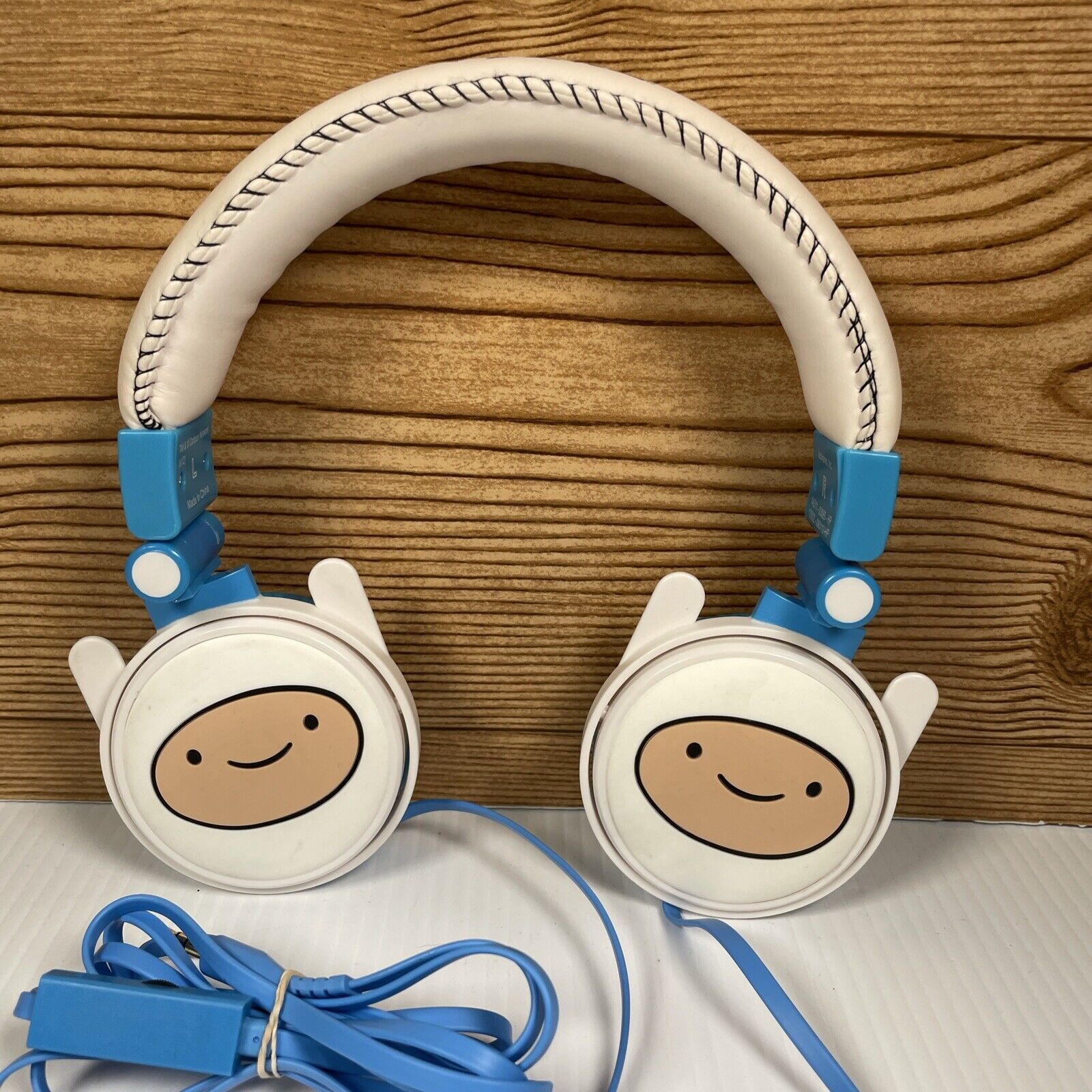 Adventure Time Finn Fold-Up Stereo Headphones RARE - Tested