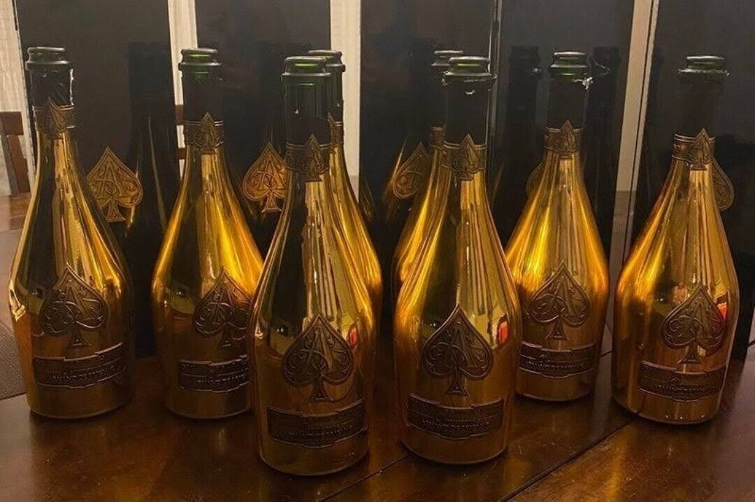 8 Ace Of Spades  brut (GOLD) EMPTY BOTTLE Armand De Brignac WITH BOX AND SLEVE