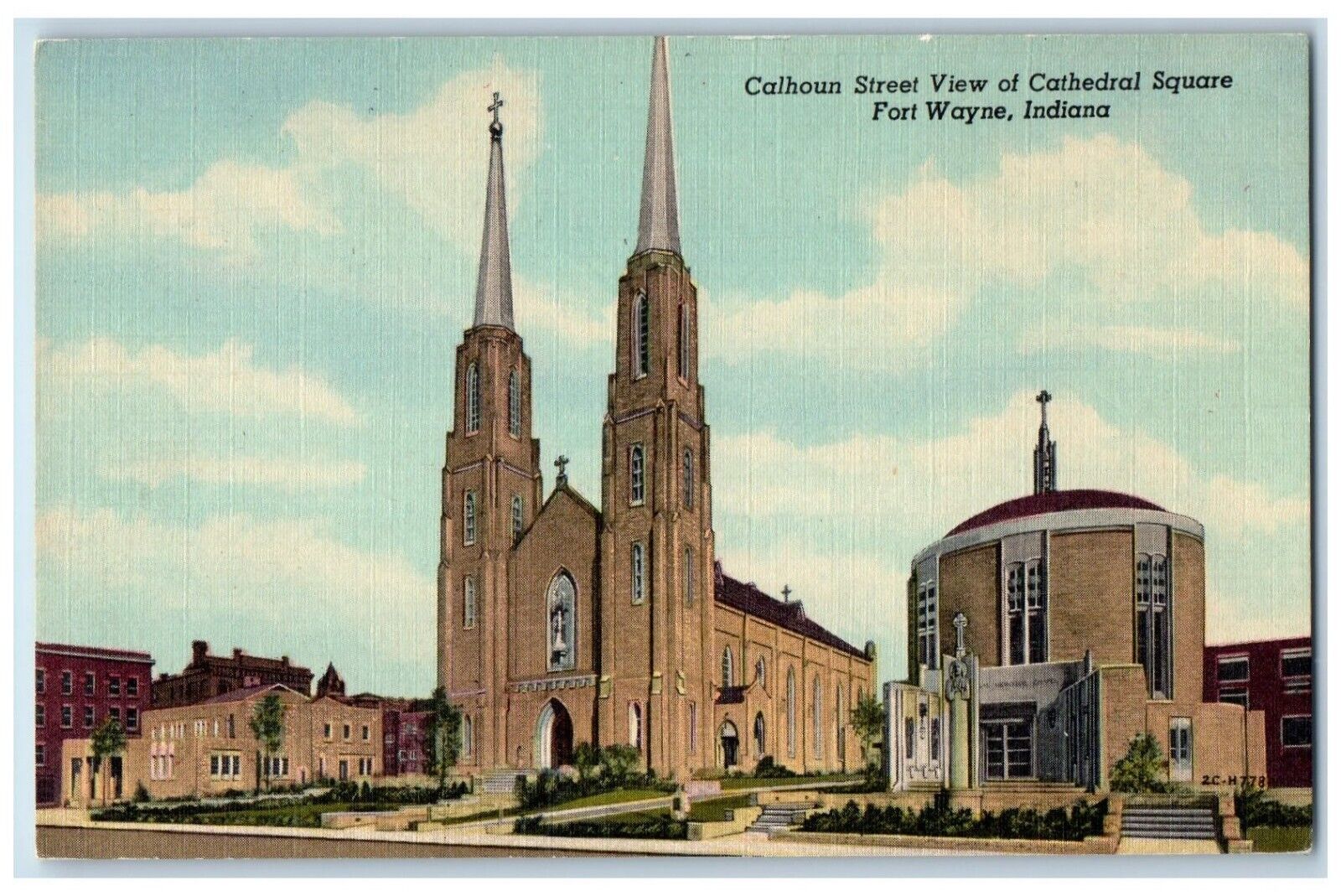 c1940\'s Calhoun Street View of Cathedral Square Fort Wayne Indiana IN Postcard