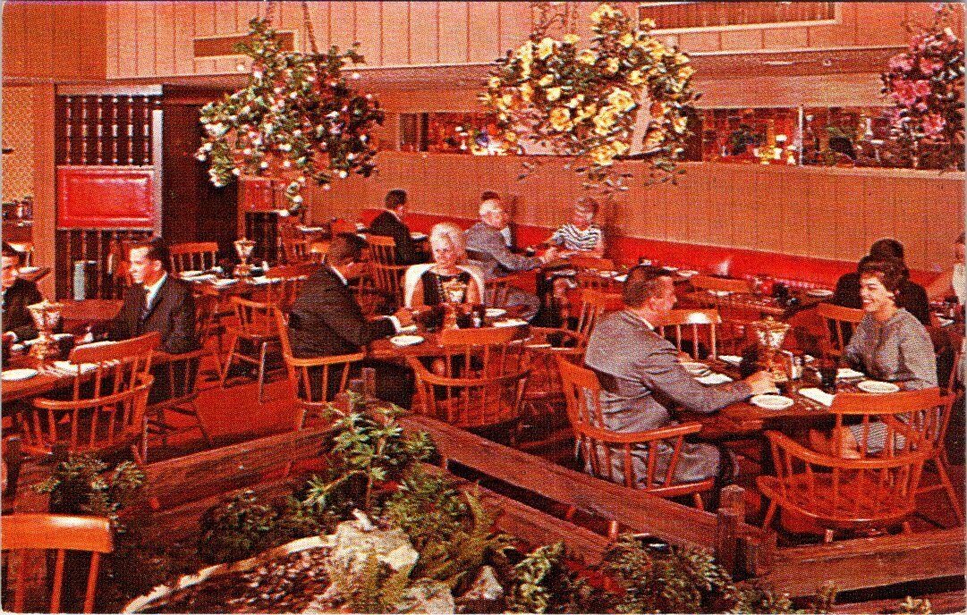 Ray Douglas Pine Cone Branding Iron Restaurant, FRESNO, California Postcard