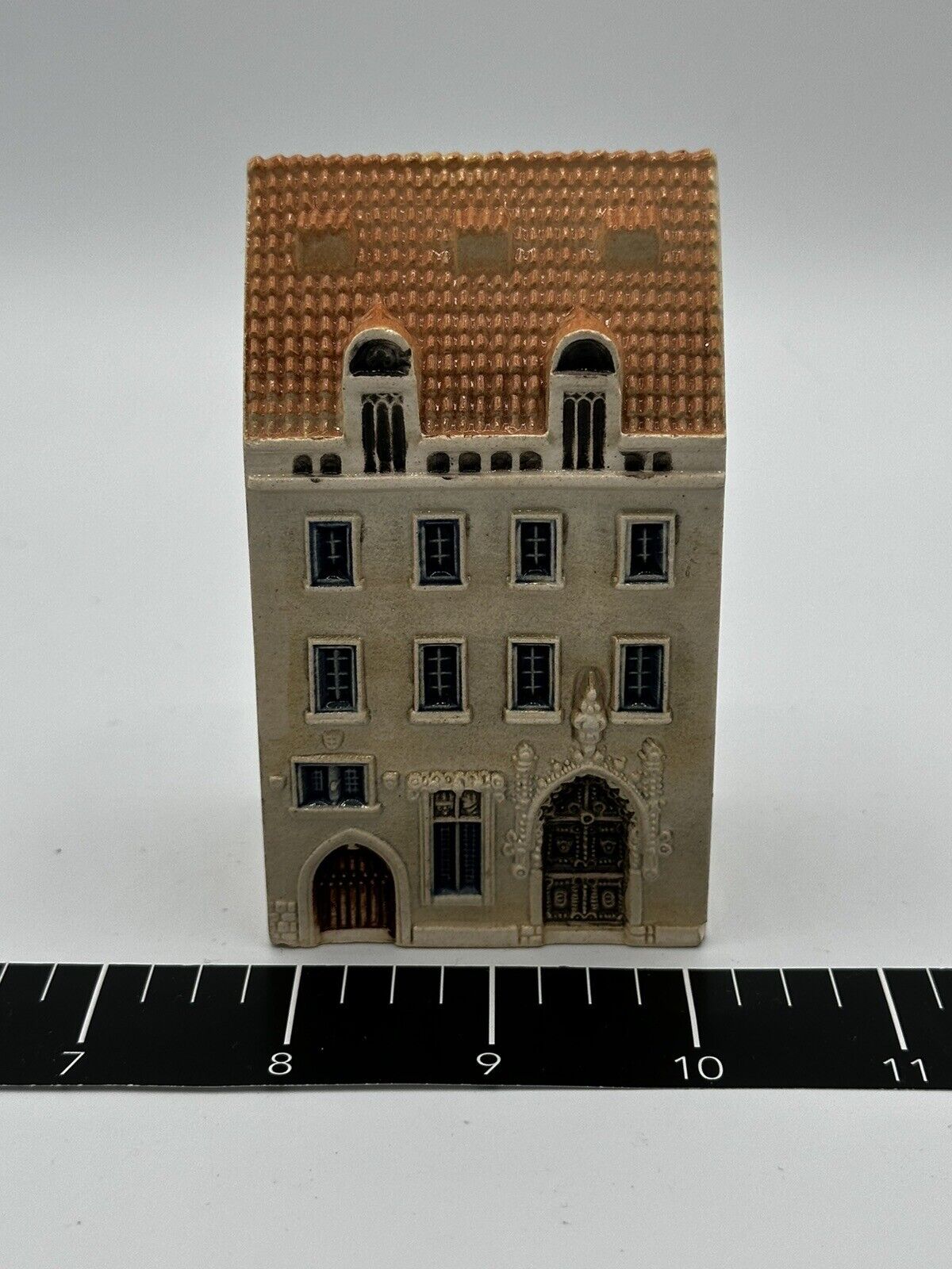 Miniature Porcelain Houses Prague/Praha - S22 The House of Wolfin of Kamen