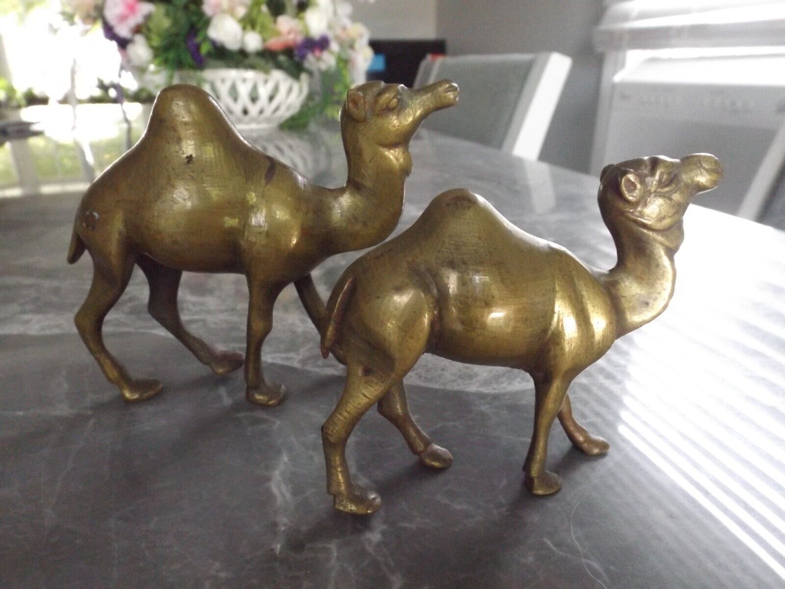 2 Vintage Cast Brass Camels Solid Figurine Statues 5”x 4 1/4”, 4\
