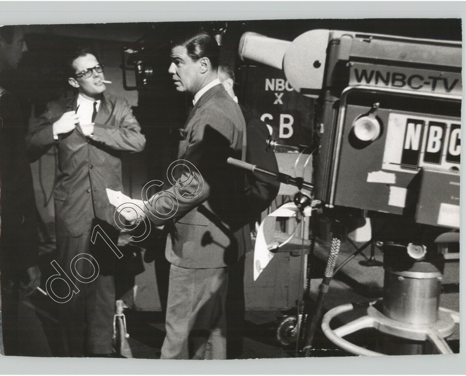American TV PERSONNEL Near Video Cameras WNBC-TV Handsome Men 1950s Press Photo