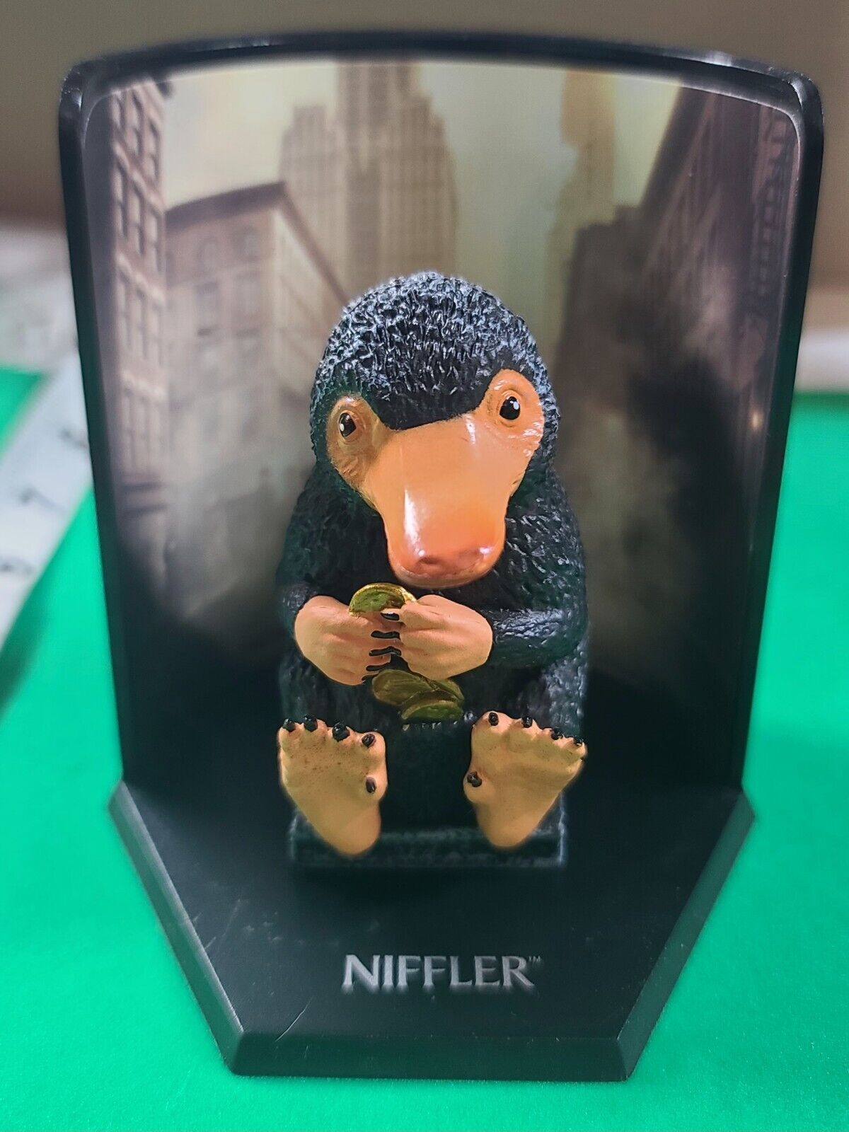 Niffler Fig The Noble Collection Fantastic Beasts Magical Creatures Harry Potter