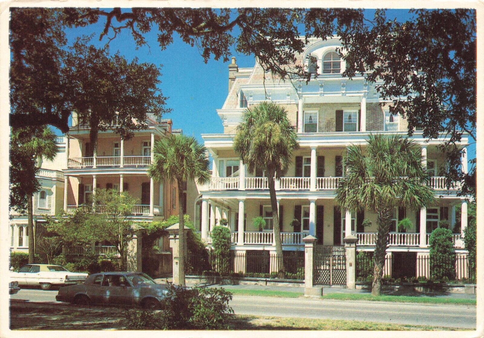 Postcard SC Charleston South Battery Home Mansions Gardens Car Porches Tourist