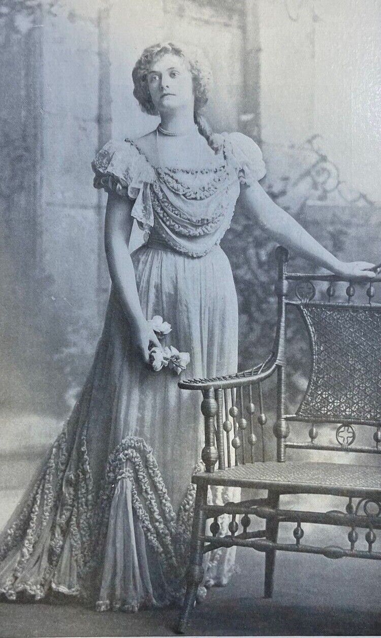 1899 Vintage Magazine Illustration Actress Isabel Irving