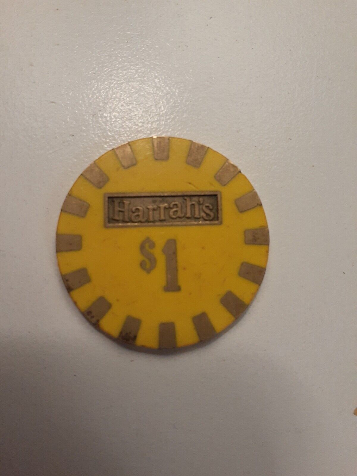 Harrah's $1 Yellow Casino Chip Brass Inserts - Rare Obsolete