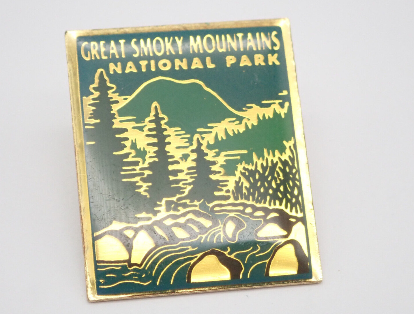 Great Smokey Mountains National Park Vintage Lapel Pin