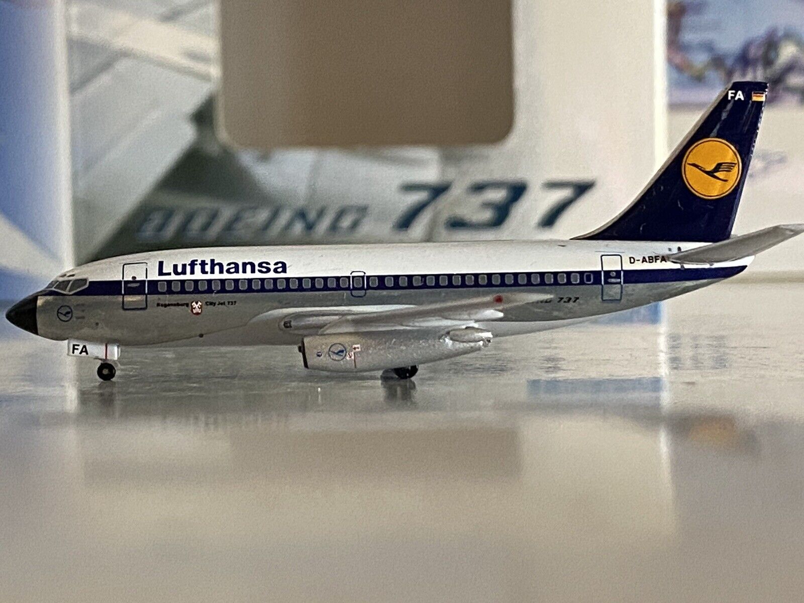 Aeroclassics Lufthansa Boeing 737-200 1:400 D-ABFA ACDABFA