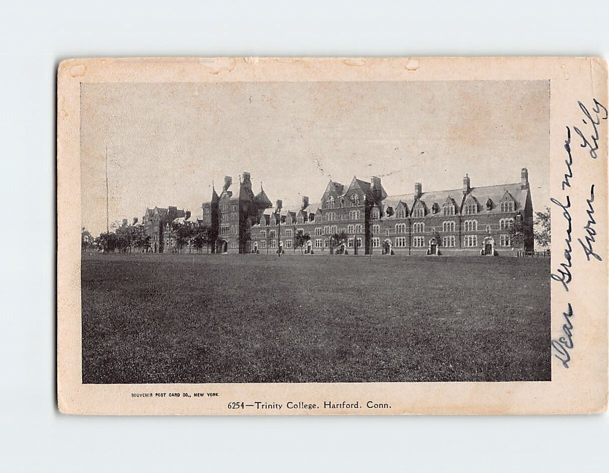 Postcard Trinity College, Hartford, Connecticut